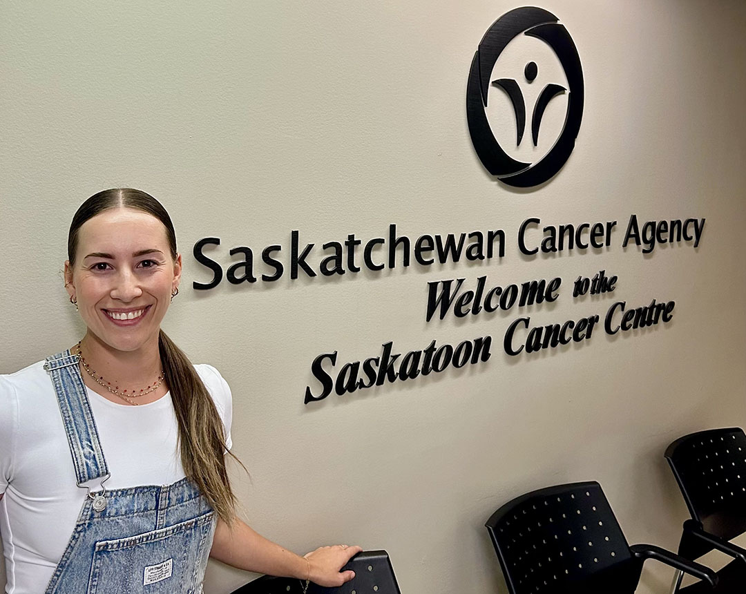 USask medical student Brianna Andrews, who lives with leukemia, volunteers her time with a number of research projects, including one with the Saskatchewan Cancer Agency. (Photo: James Shewaga)